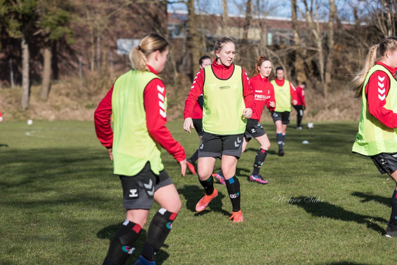 Bild 117 - F Rot Schwarz Kiel - SV Henstedt Ulzburg 2 : Ergebnis: 1:1